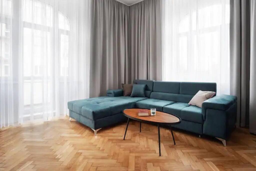 Helen Homestay Prague Palmovka Exteriér fotografie